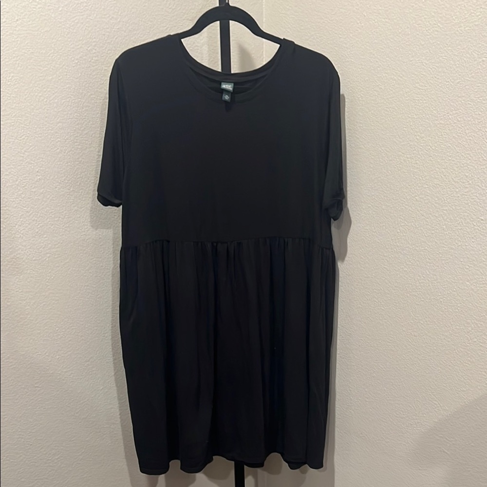 Wild Fable Classic Black Tee